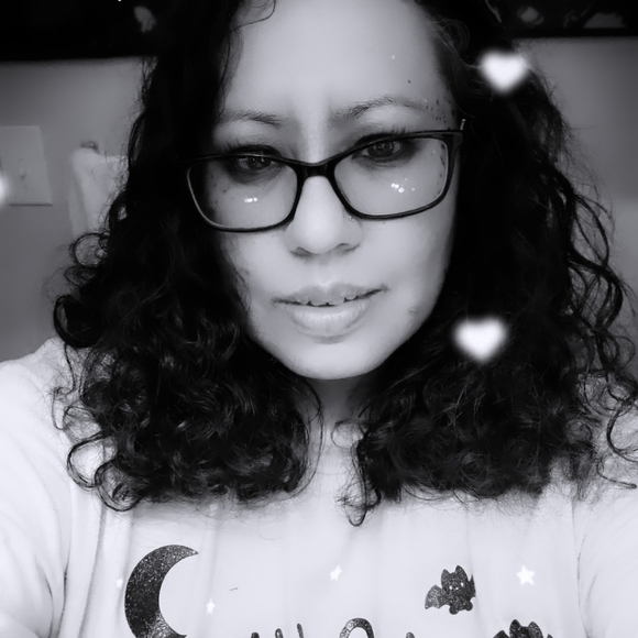 Meet your Posher, Samantha - Picture 1 of 1